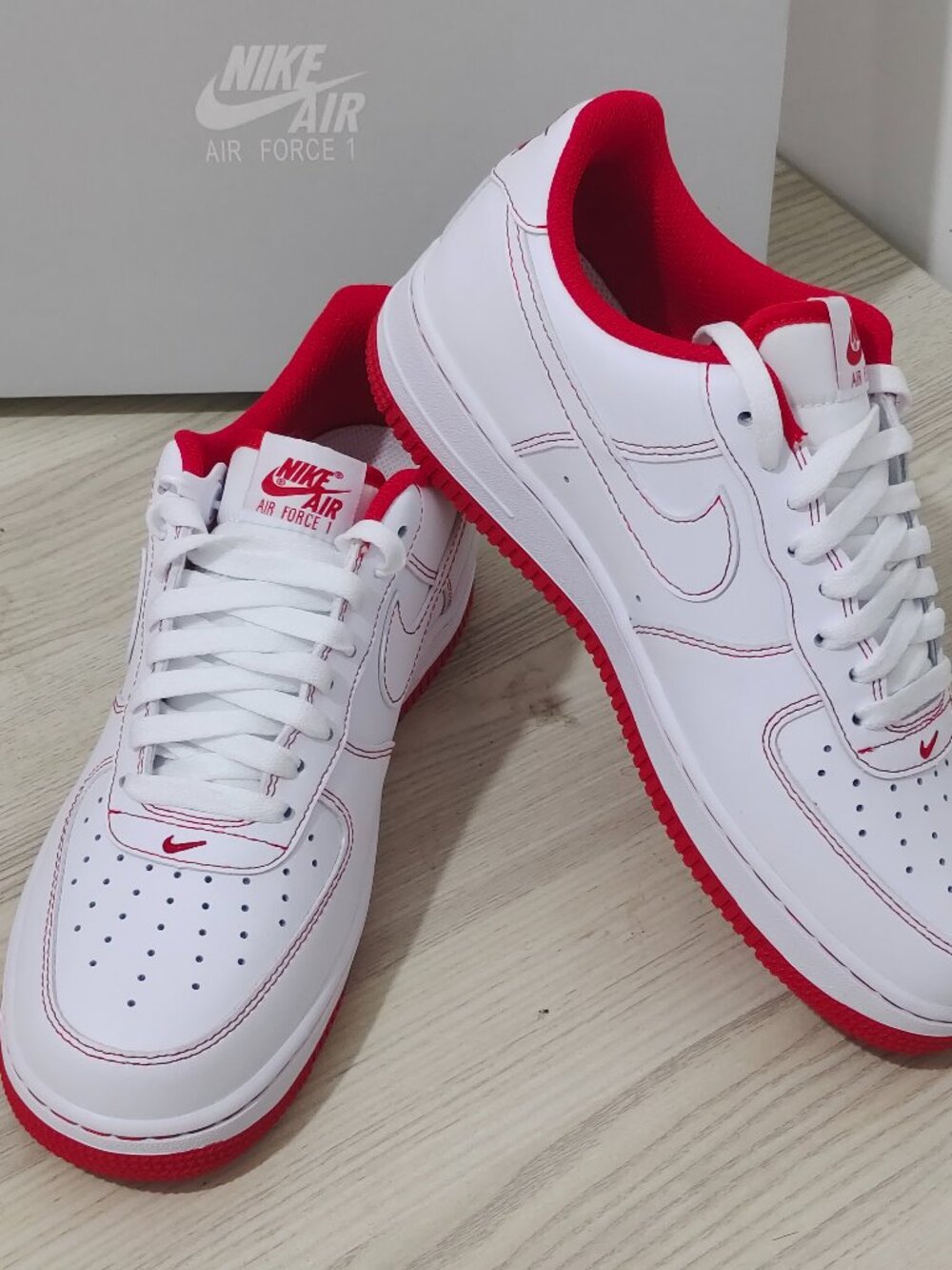 Nike Air Force 1 07 Contrast Stitch White University Red